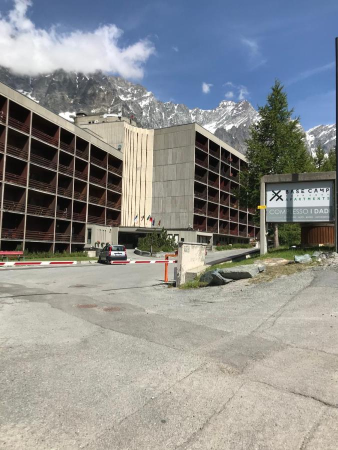 Cozy Bilocale Apartment Breuil-Cervinia Eksteriør billede